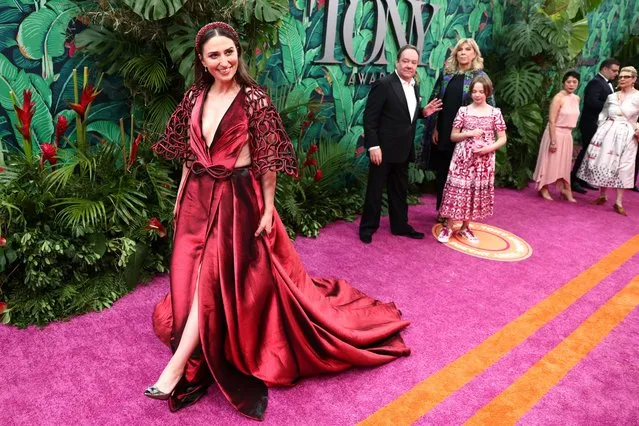 American singer-songwriter Sara Bareilles poses on the red carpet at the 76th Annual Tony Awards in New York City, U.S., June 11, 2023. (Photo by Amr Alfiky/Reuters)