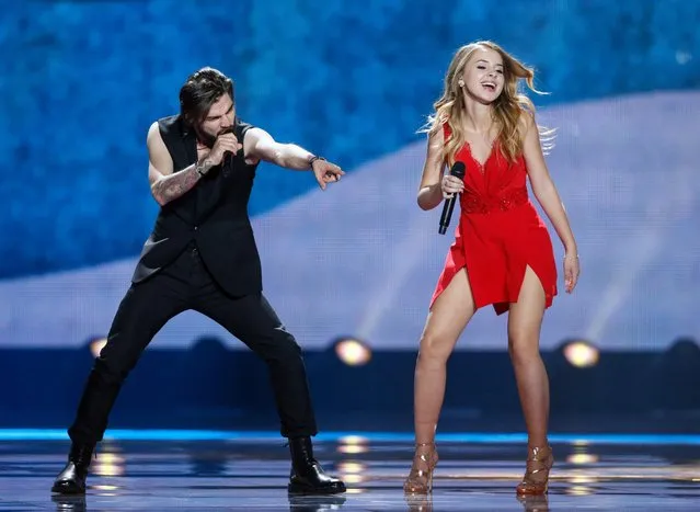 Ilinca (R) ft. Alex Florea (L) from Romania perform the song “Yodel It!” during rehearsals for the Grand Final of the 62nd annual Eurovision Song Contest (ESC) at the International Exhibition Centre in Kiev, Ukraine, 12 May 2017. (Photo by Sergey Dolzhenko/EPA)