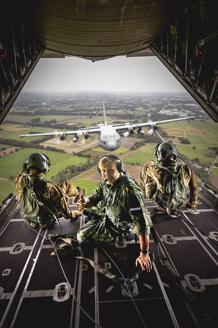 King Willem-Alexander of The Netherlands attends the international airborne exercise Falcon Leap at Eindhoven Air Base on September 18, 2025 in Eindhoven, Netherlands. (Photo by Patrick van Katwijk/Getty Images)