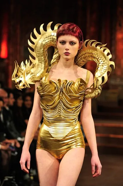 A model walks the runway at Rocky Gathercole – Art Hearts Fashion NYFW Fall/Winter 2016 at The Angel Orensanz Foundation on February 17, 2016 in New York City. (Photo by Kris Connor/Getty Images For Art Hearts Fashion)