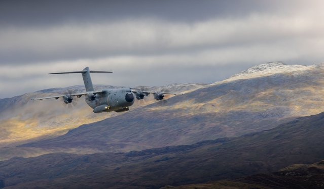 Flight Lieutenant Jackson, an RAF pilot from 30 Squadron based at RAF Brize Norton, has completed 3,000 hours on the Atlas transport aircraft by taking it through the low-level Mach Loop in Wales, UK. (Photo by Sergeantt Matthews/MOD Crown Copyright 2024)
