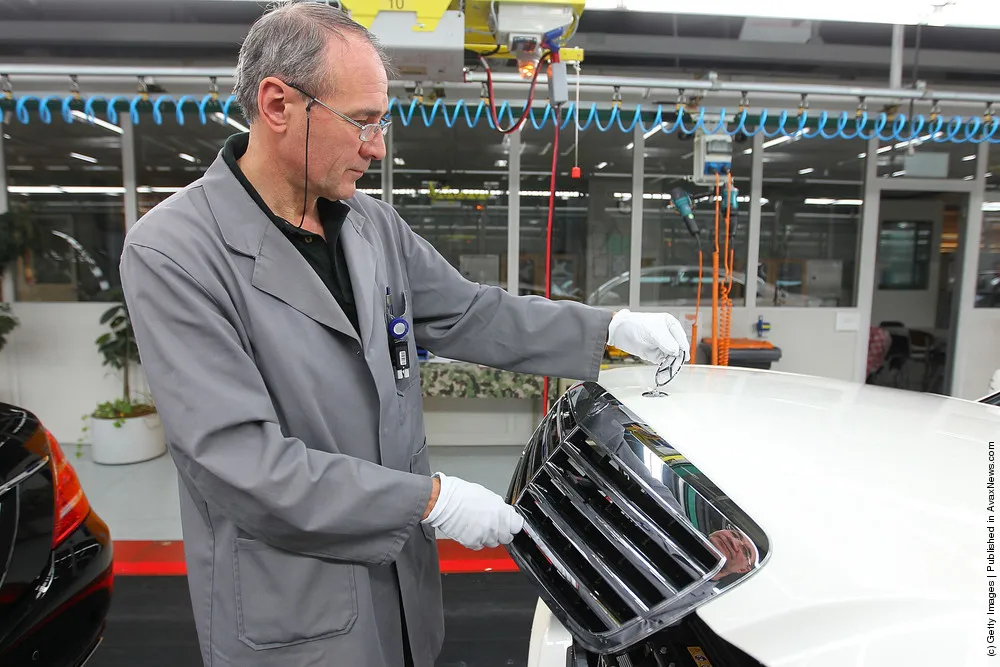 Mercedes-Benz S-Class Assembly At Sindelfingen Plant