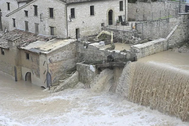 Aftermath of flash floods caused by the Sanguerone River due to an overnight rain bomb in Sassoferrato, Ancona province, central Italy, 16 September 2022. At least eight people died following flash floods due to rain bombs and heavy winds in the province of Ancona. (Photo by Alessandro Di Meo/EPA/EFE)