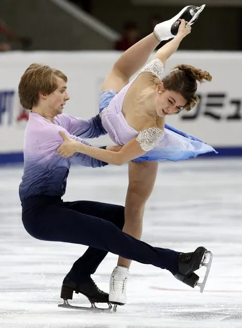 Kaitlin Hawayek and Jean-Luc Baker of the U.S. perform during the ice dance free dance program at the Rostelecom Cup ISU Grand Prix of Figure Skating in Moscow November 15, 2014. (Photo by Grigory Dukor/Reuters)