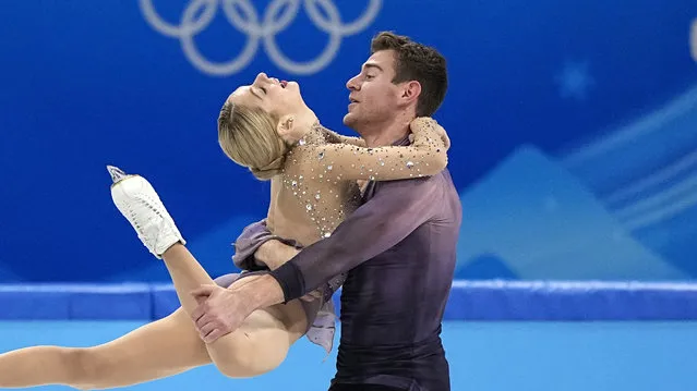 Alexa Knierim and Brandon Frazier, of the United States, compete in the pairs team free skate program during the figure skating competition at the 2022 Winter Olympics, Monday, February 7, 2022, in Beijing. (Photo by David J. Phillip/AP Photo)