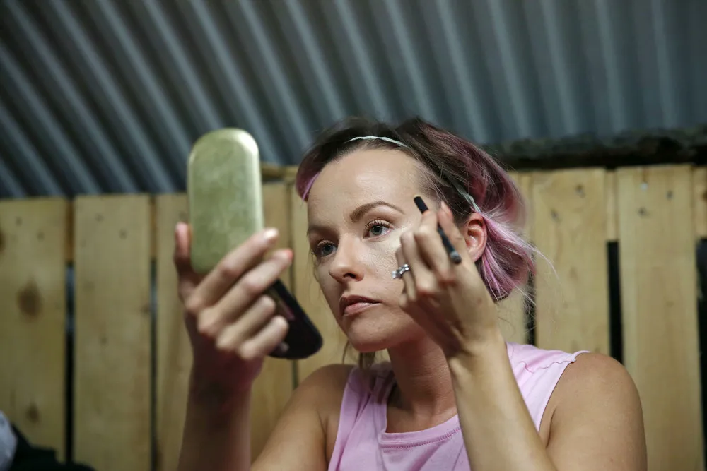 Britain's Female Wrestlers