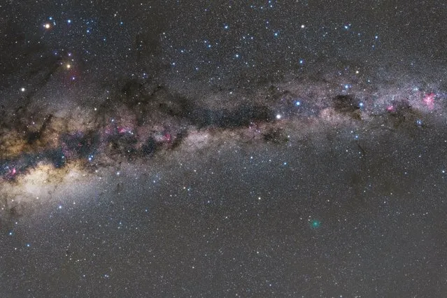 Close Comet Planets and the Milky Way. (Photo by Alex Cherney /CWAS/The Guardian)
