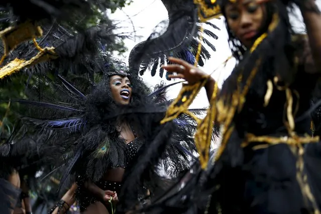 Revellers dance at the Notting Hill Carnival in west London, August 31, 2015. (Photo by Eddie Keogh/Reuters)
