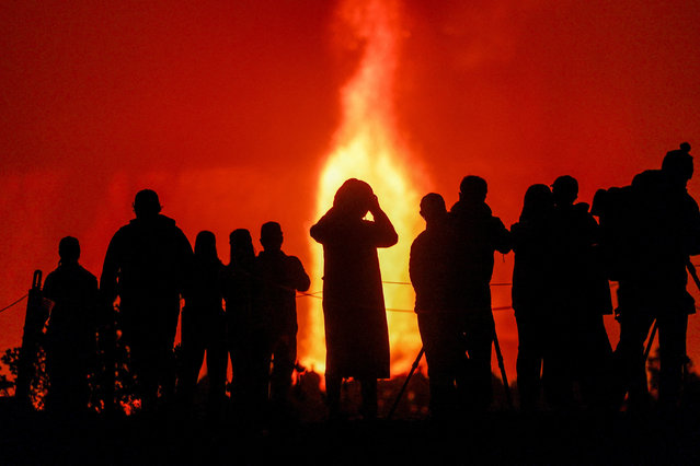 Lava erupts from Halema'uma'u crater within the summit caldera Kaluapele, at the Kilauea volcano in Hawaii, U.S. March 26, 2025. (Photo by Marco Garcia/Reuters)
