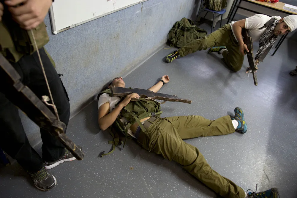Military Drills for Israeli High Schoolers