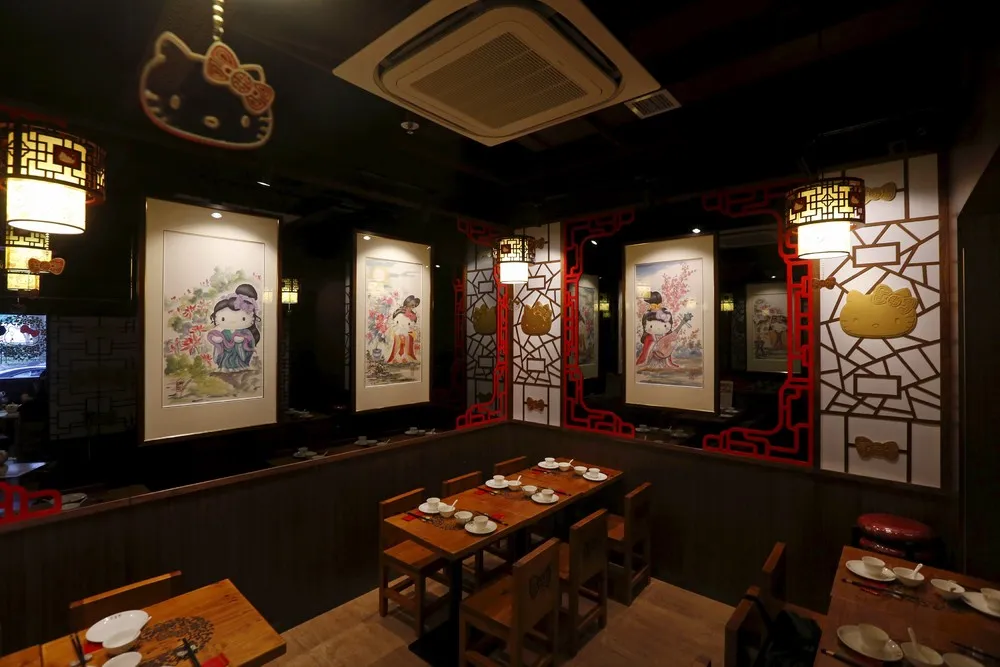 Hello Kitty-themed Chinese Restaurant in Hong Kong