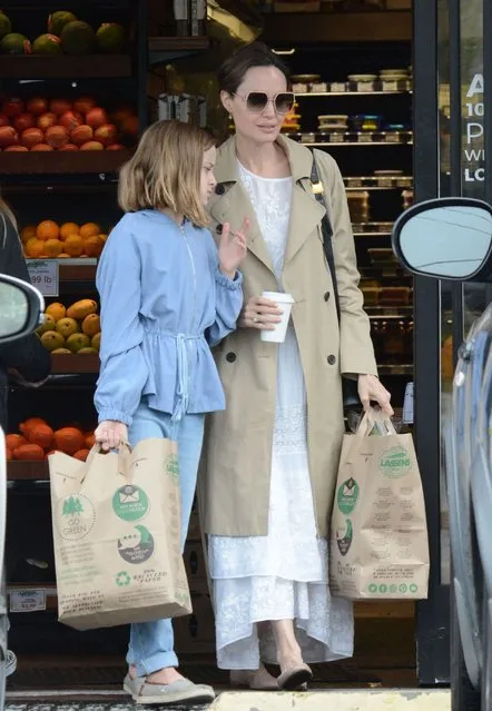 Angelina Jolie stocking up groceries like everybody else in Los Angeles amid Corona Virus crisis March 14, 2020. (Photo by X17/SIPA Press)