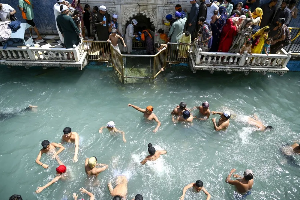 A Look at Life in Pakistan, Part 1/2