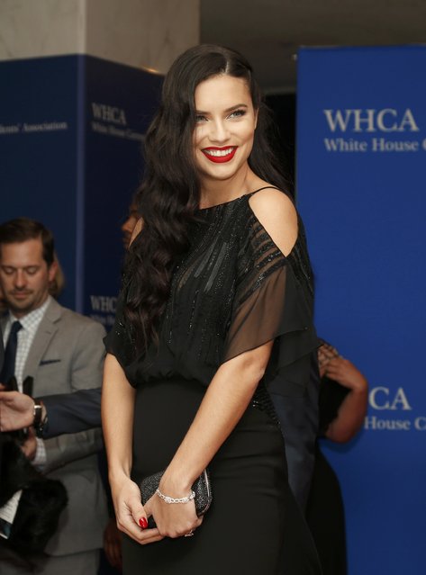 Model Adriana Lima arrives for the annual White House Correspondents' Association dinner in Washington April 25, 2015. (Photo by Jonathan Ernst/Reuters)
