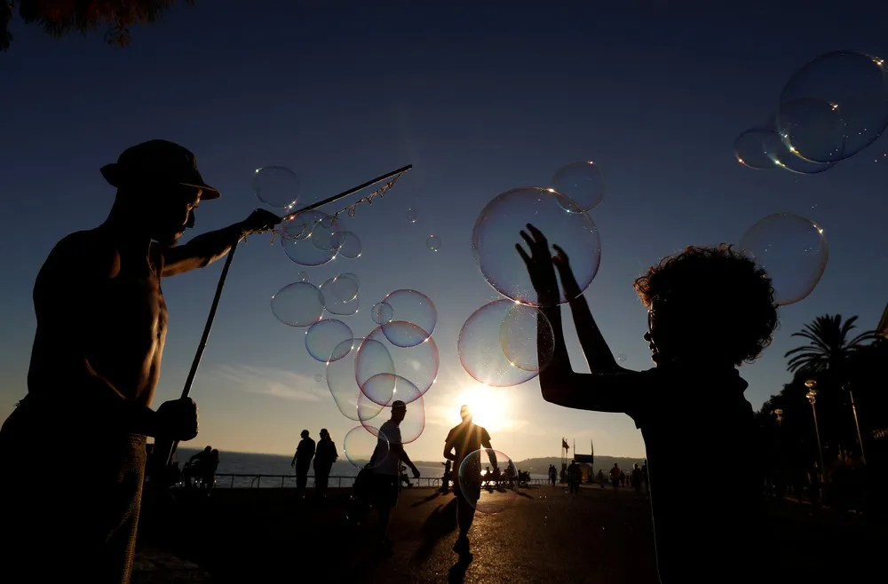 Some Photos: Soap Bubbles