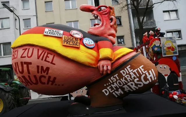 A carnival float at the “Rosenmontag”, Rose Monday parade in Duesseldorf, Germany, February 27, 2017. (Photo by Wolfgang Rattay/Reuters)