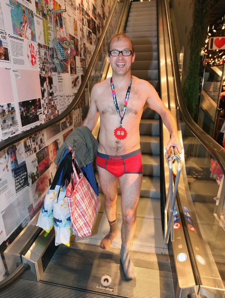 Desigual Semi-Naked Contest