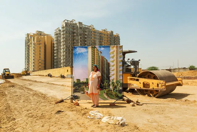 Fairwealth Breeze Homes: “Podium Living, 85% Green Area”. “Gurgaon is a paradigm for the new Indian city: entirely privatised with no public space”, says Crestani. “It’s an image as much as a place”. (Photo by Arthur Crestani/The Guardian)