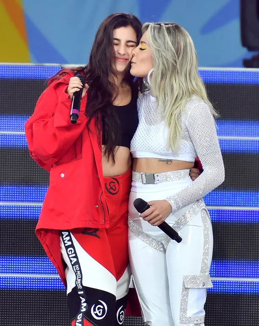 Lauren Jauregui (L) and Halsey perform on ABC's “Good Morning America's” Summer Concert Series at Rumsey Playfield, Central Park on June 1, 2018 in New York City. (Photo by Angela Weiss/AFP Photo)
