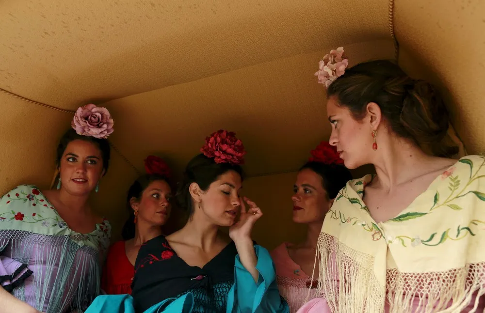 The Day in Photos – April 11, 2016