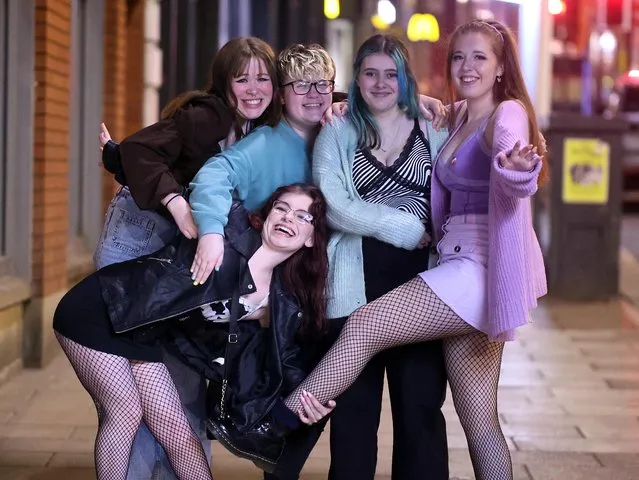 Leeds revellers on thurs, April 14, 2022 as the Easter celbrations begin. (Photo by Nb press ltd)