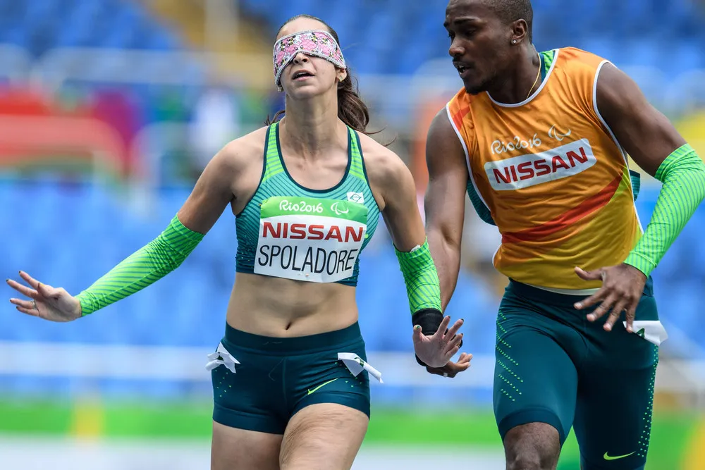 The Day in Photos – September 9, 2016, Part 1/2