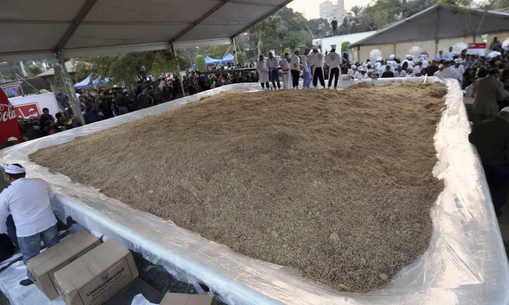 Egypt Enters Guinness Record with the World’s Largest Koshary Plate