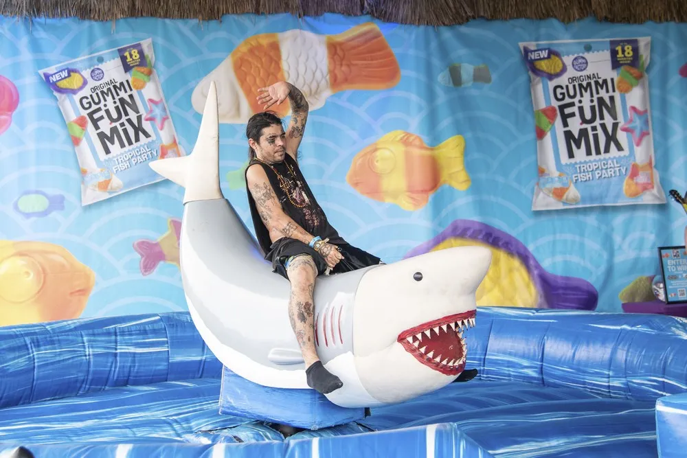 The Day in Photos – November 13, 2021