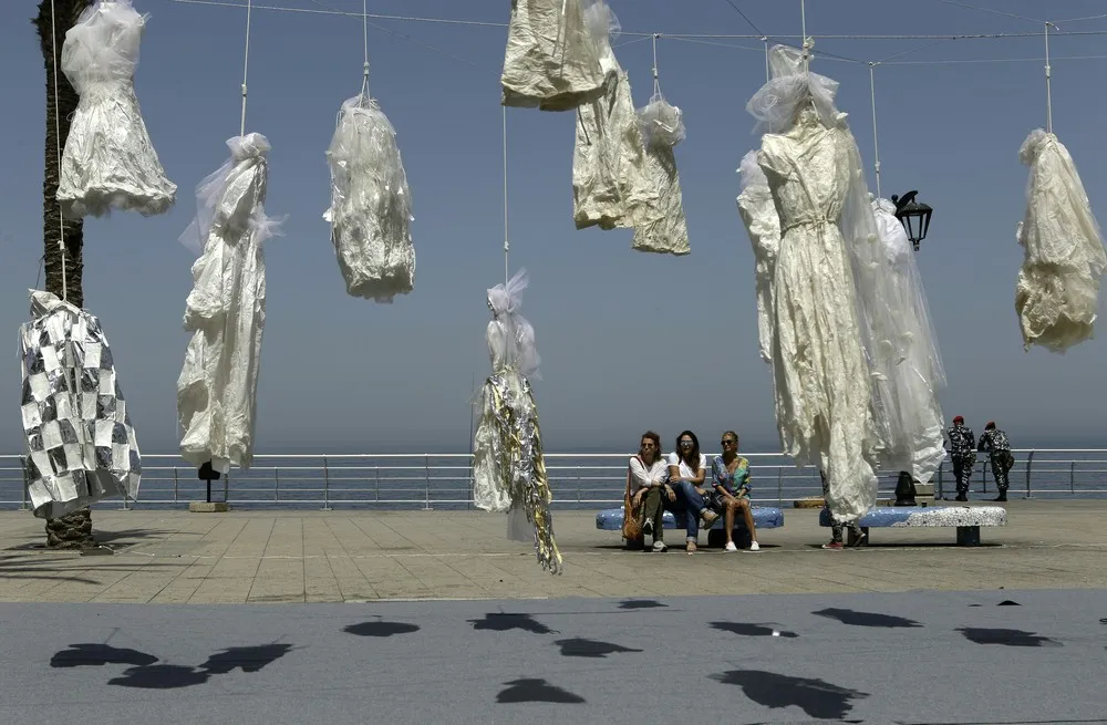 The Day in Photos – April 24, 2017