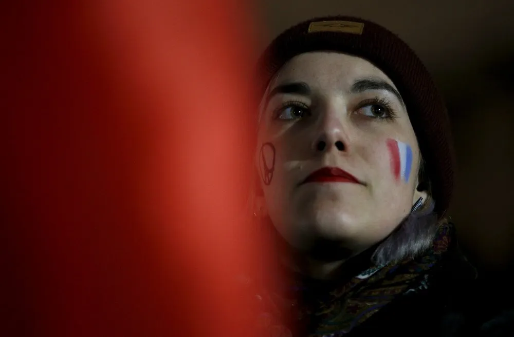 The Day in Photos – November 16, 2015