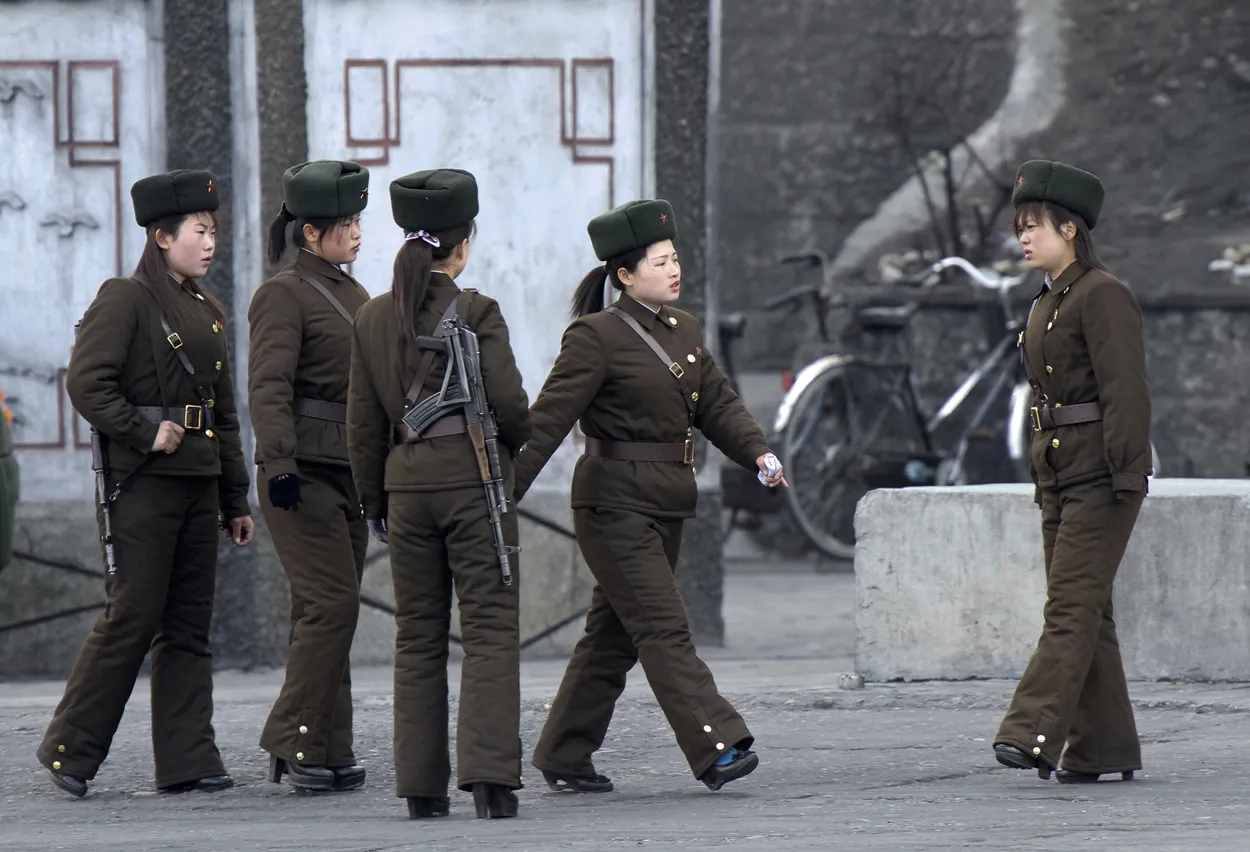 Daily Life In North Korea 54 Photos 
