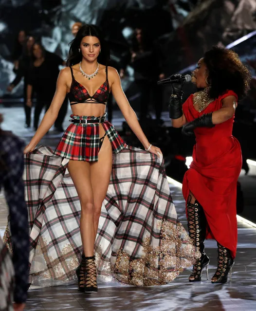 Model Kendal Jenner presents a creation as singer Leela James performs during the 2018 Victoria's Secret Fashion Show in New York City, New York, U.S., November 8, 2018. (Photo by Mike Segar/Reuters)
