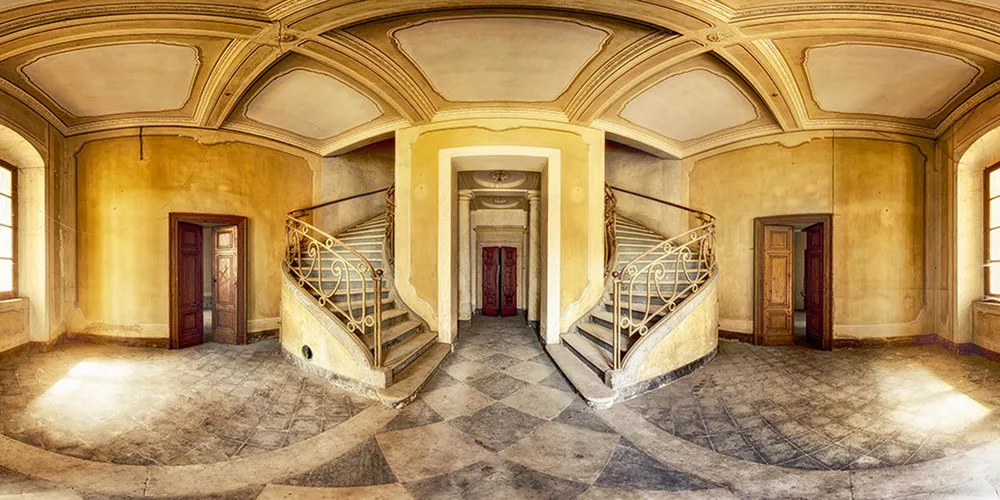 360 Degrees Views of Abandoned Buildings in Europe