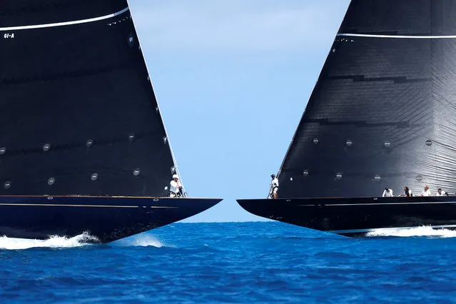 J Class boats compete in a regatta between race days of the America's Cup finals near Hamilton, Bermuda on June 19, 2017. (Photo by Mike Segar/Reuters)
