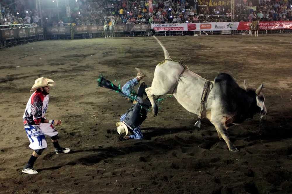 The Day in Photos – October 3, 2016