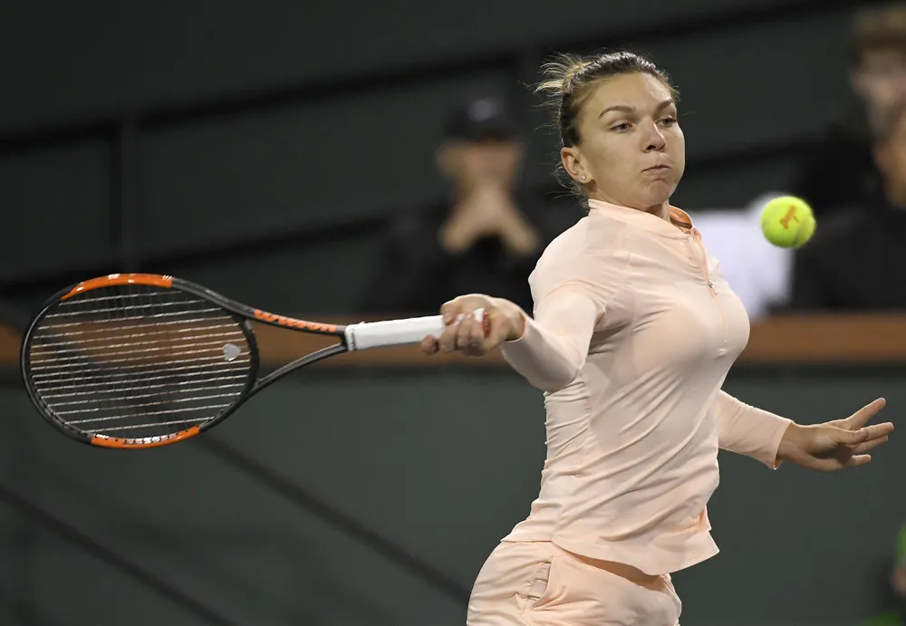 The Day in Photos – March 18, 2018