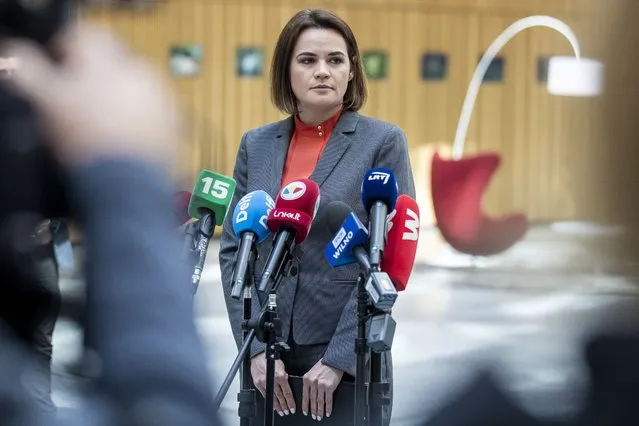 Belarusian opposition leader Sviatlana Tsikhanouskaya speaks during her news conference in Vilnius, Lithuania, Monday, May 24, 2021. Exiled Belarusian opposition leader Sviatlana Tsikhanouskaya called on the International Civil Aviation Organization to begin an investigation, and the ICAO later said it “is strongly concerned by the apparent forced landing”. (Photo by Mindaugas Kulbis/AP Photo)