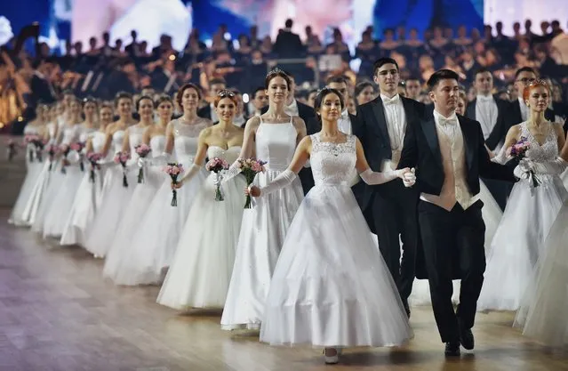 Young people dancing at the 18th Viennese Ball at the Gostiny Dvor Exhibition Hall in Moscow, Russia on May 29, 2021. (Photo by venskibal.ru)