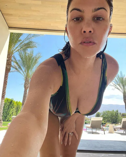 American media personality Kourtney Kardashian leans into vacation with a racy selfie in the second decade of July 2022. (Photo by kourtneykardash/Instagram)