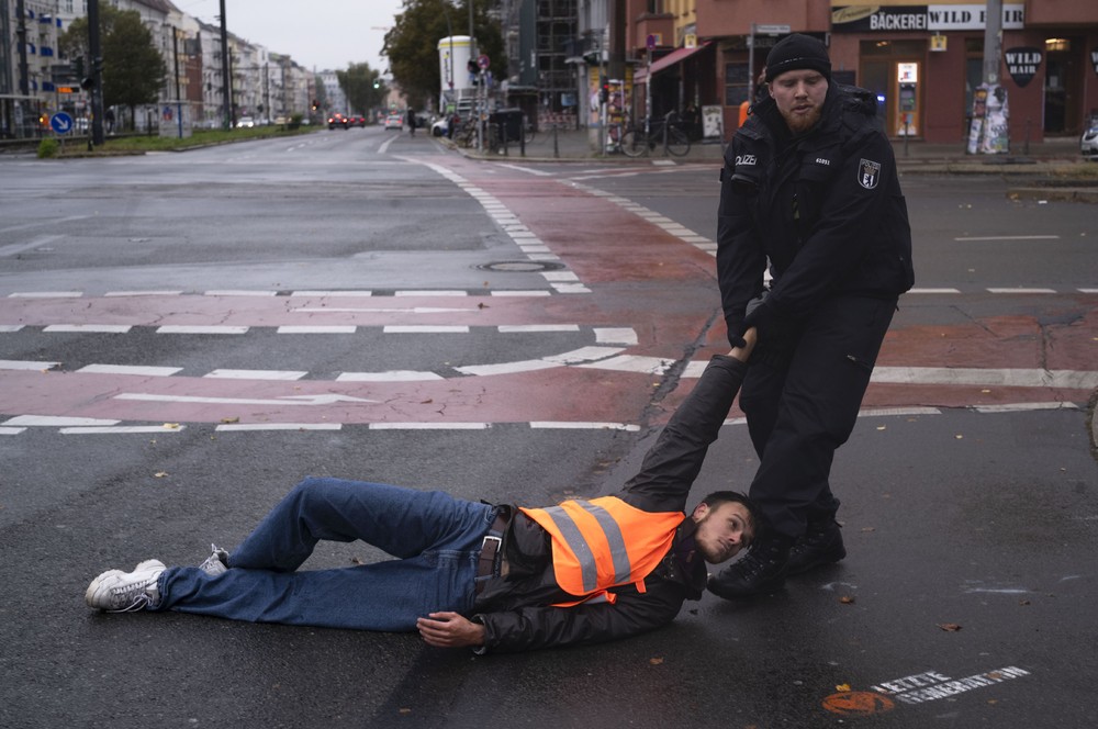 Pictures of the Year 2023, Part 190/224