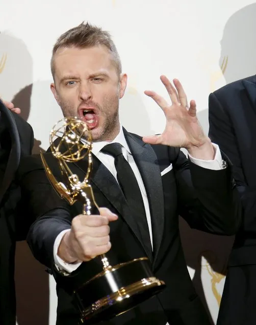 Chris Hardwick poses with his outstanding interactive media (juried) award for “@Midnight with Chris Hardwick” backstage at the 2015 Creative Arts Emmy Awards in Los Angeles, California September 12, 2015. (Photo by Danny Moloshok/Reuters)