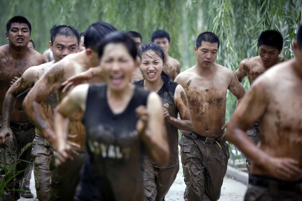 Female Bodyguards Accept Brutal Training in China
