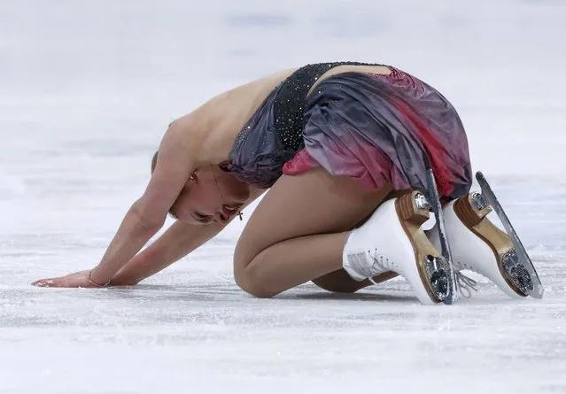 Russian Anna Pogorilaya collapses after ladies free skating of the ISU World Figure Skating Championships at Hartwall Arena in Helsinki, Finland on March 31, 2017. Pogorilaya earned 183.37 points and placed 13 th in the event. (Photo by Grigory Dukor/Reuters)