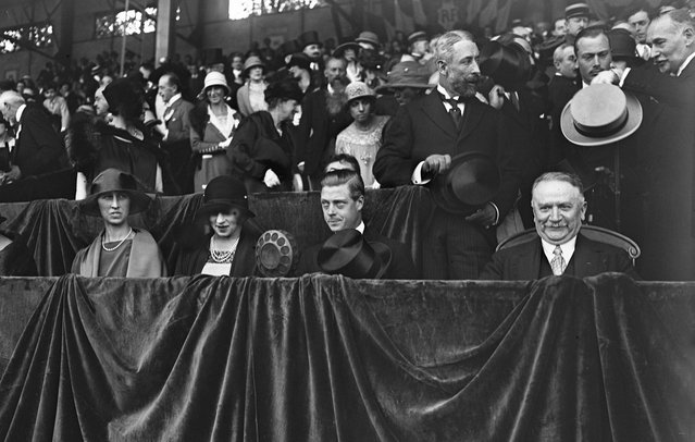 British Royal Edward, Prince of Wales, and French politician Gaston Doumergue, President of France, during the opening ceremony of the 1924 Summer Olympics, held at the Stade Olympique de Colombes, in the Colombes suburb of Paris, France, 5th July 1924. (Photo by Central Press/Hulton Archive/Getty Images)