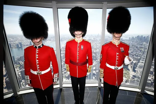 The Coldstream Guards visit the Empire State Building to celebrate the launch of “Let's Do London” tourism campaign on May 09, 2022 in New York City. (Photo by John Lamparski/Getty Images for Empire State Realty Trust)