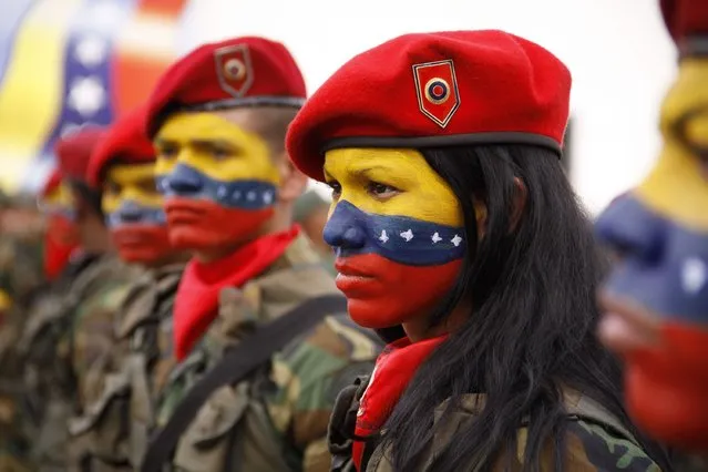 The president of Venezuela, Hugo Chavez, on Friday sent a message of greeting to year end the Bolivarian National Armed Forces, December 28, 2012. The same was read by the Vice President, Nicolas Maduro, in a ceremony held at the Air Base Teniente Luis Del Valle Garcia, Barcelona, Anzoategui state. (Photo by AVN)