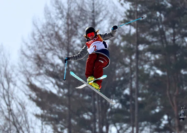 US David Wise competes in a run of the men' s ski halfpipe final during the Pyeongchang 2018 Winter Olympic Games at the Phoenix Park in Pyeongchang on February 22, 2018. (Photo by Mike Blake/Reuters)