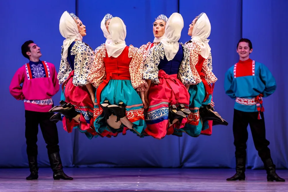 A Look at Life in Russia, Part 2/2