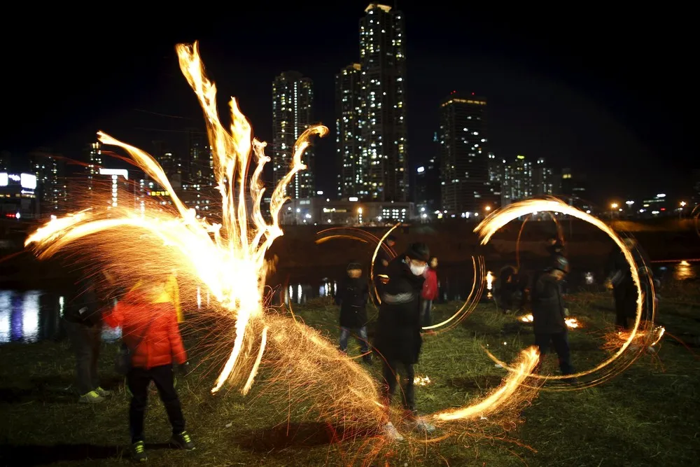 The Day in Photos – February 22, 2016