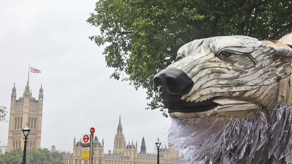 Giant Polar Bear of London